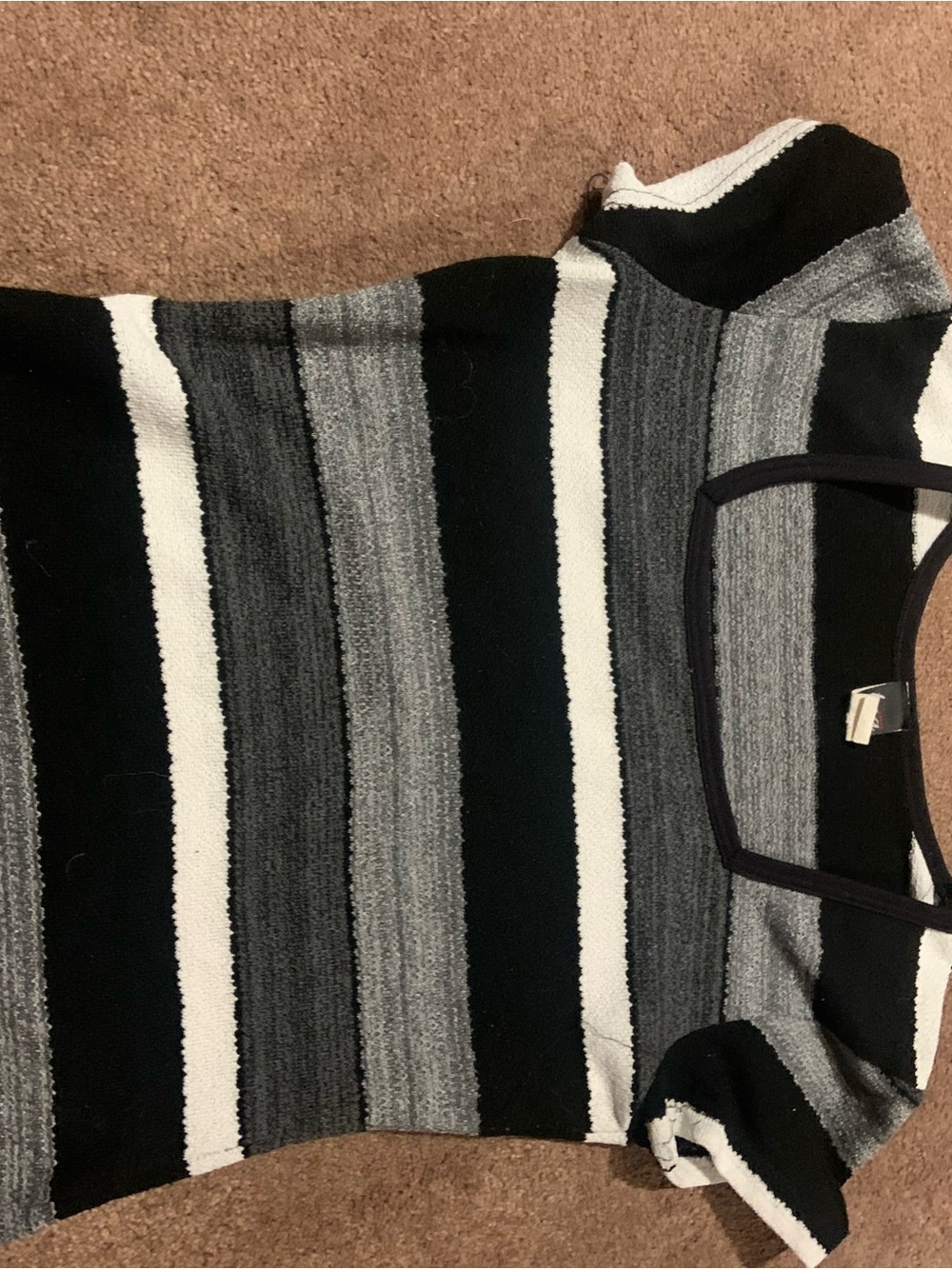 TNA Striped Short-Sleeve Women's Shirt in Black, Gray & White